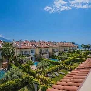 Sunset Club Aqua Lettings Апарт-отель